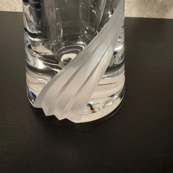 Mikasa Elegant Clear Glass Vase